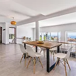 Con Piscina En بيت للعطل فوينخيرولا