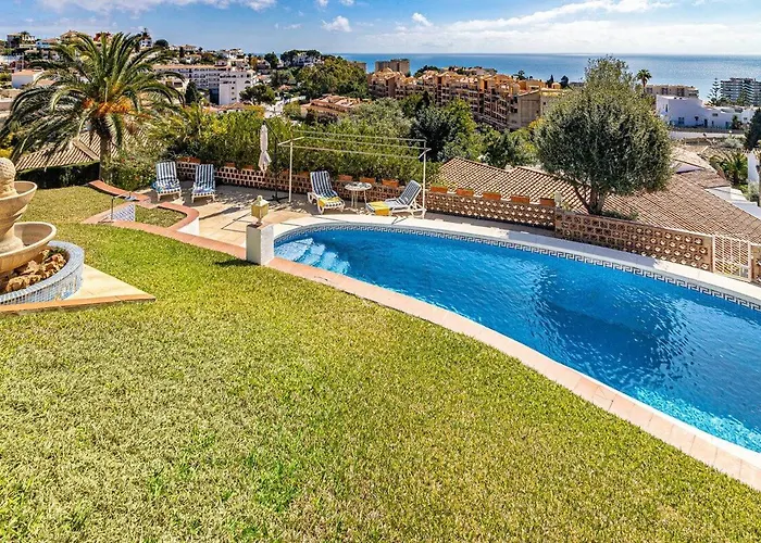 Holiday home Con Piscina En *