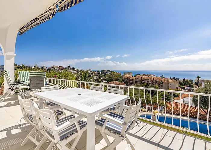 Holiday home Con Piscina En